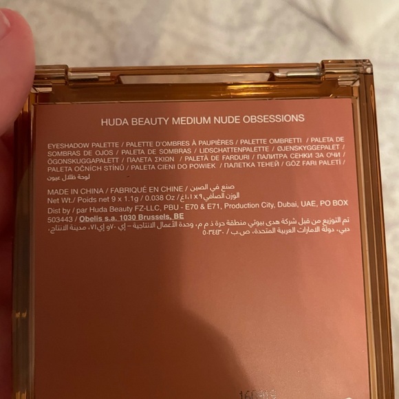 Huda beauty pallete - Picture 8 of 8